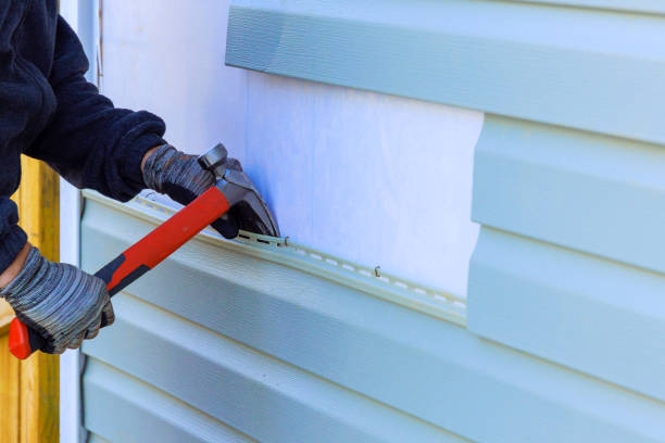 Reliable Emergency Siding Repair contractor in Bowling Green, KY by Squared Siding